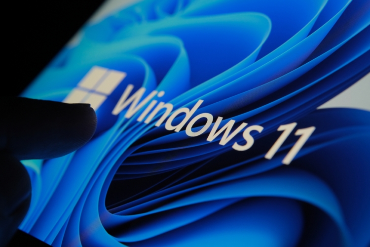How to Download Windows 11 ISO Officially and Perform a Clean Install